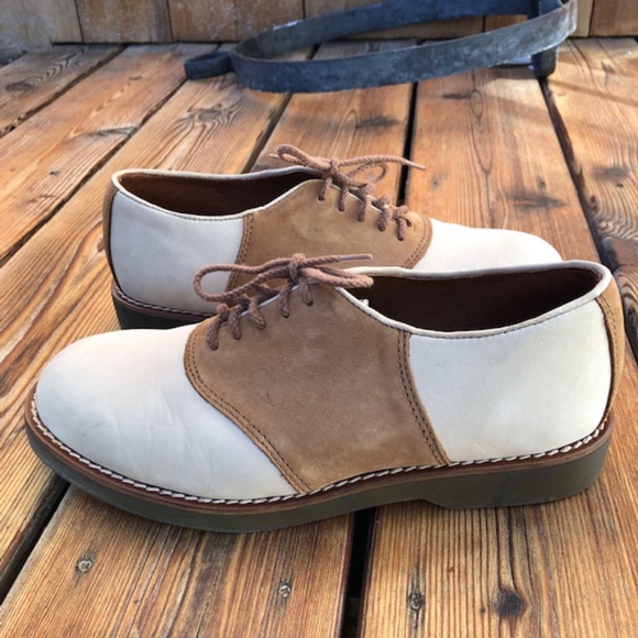 G.H. Bass & Co Fairmount Cream and Brown Saddle Oxford Landless Gentry: Classic Saddle shoes from GH Bass & Co main image 4